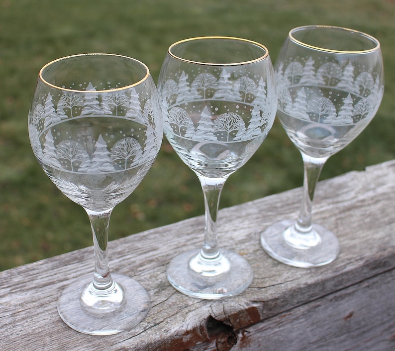 Set of 4 Christmas Wine Glasses Vintage Arby's Embossed Etsy