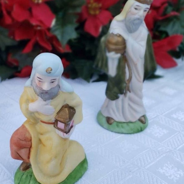 Set of Two Small Wisemen Kings Magi Nativity Set Replacement Pieces, Ceramic Figurines