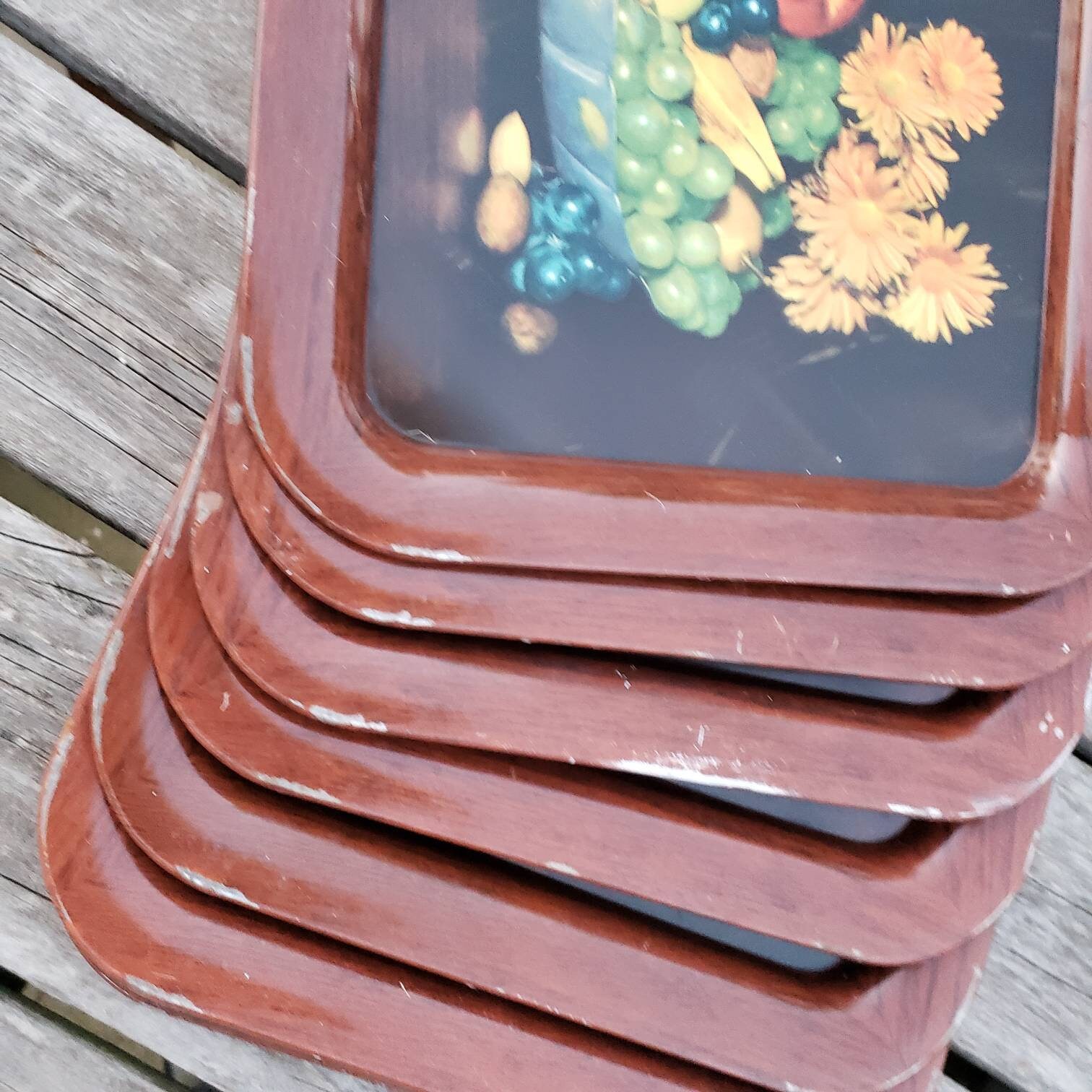 Metal TV Trays Sold in Sets of Two Vintage Grapes Fruit Etsy