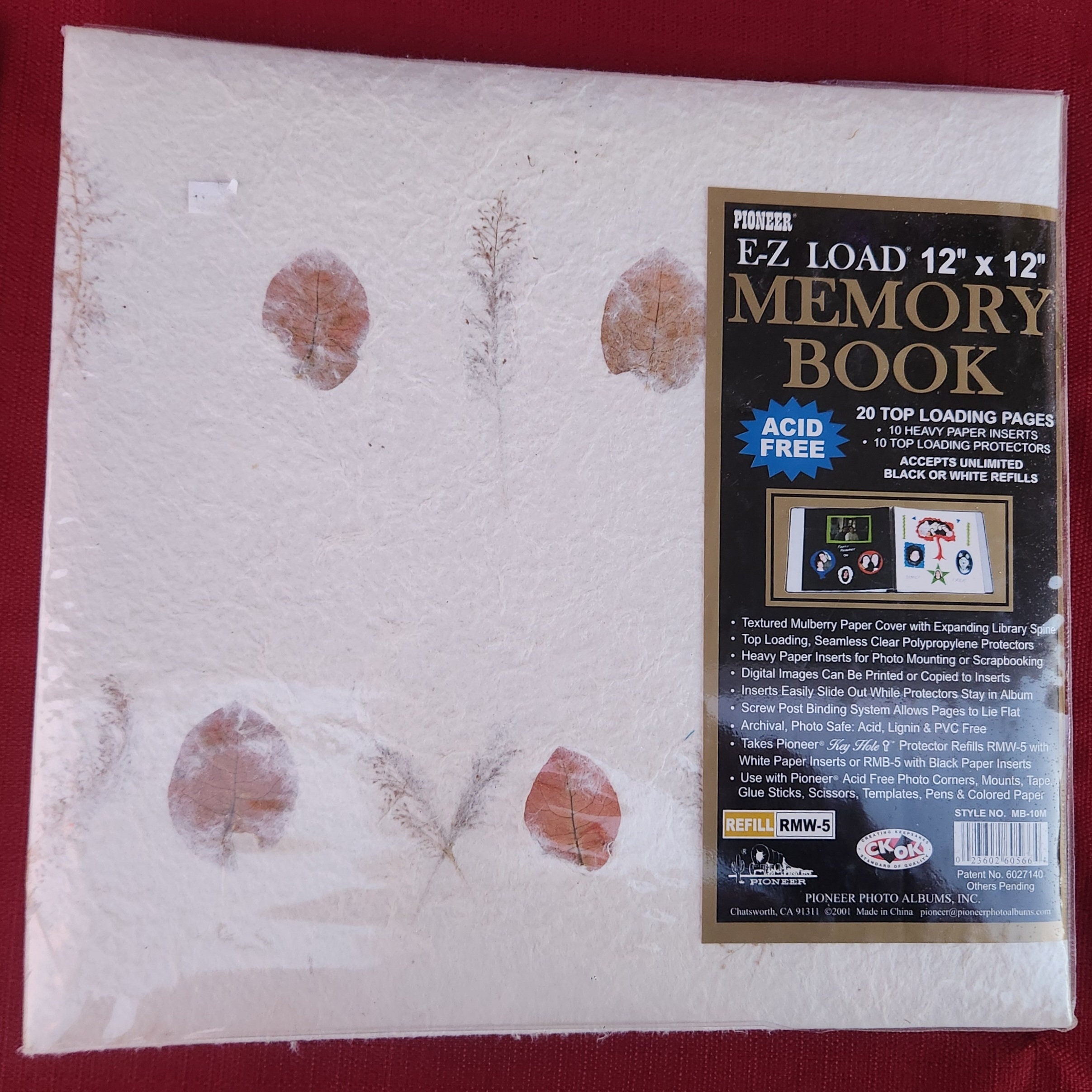 Scrapbook Album Pioneer MB-10M Pressed Flowers Mulberry Paper Ivory Cream 10 Top Loading Pages for 20 Back to Back, Photo Safe NOS 2001