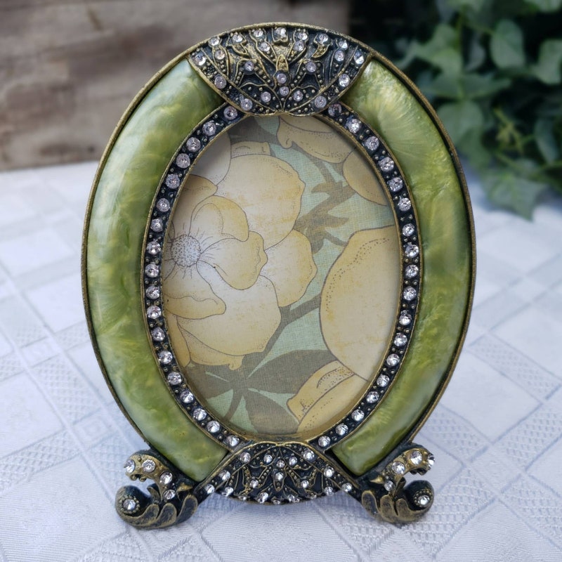 Mosaic Oval Trimmed Jeweled Picture Frame W/ Glitter Pendant & Ribbon main image 0