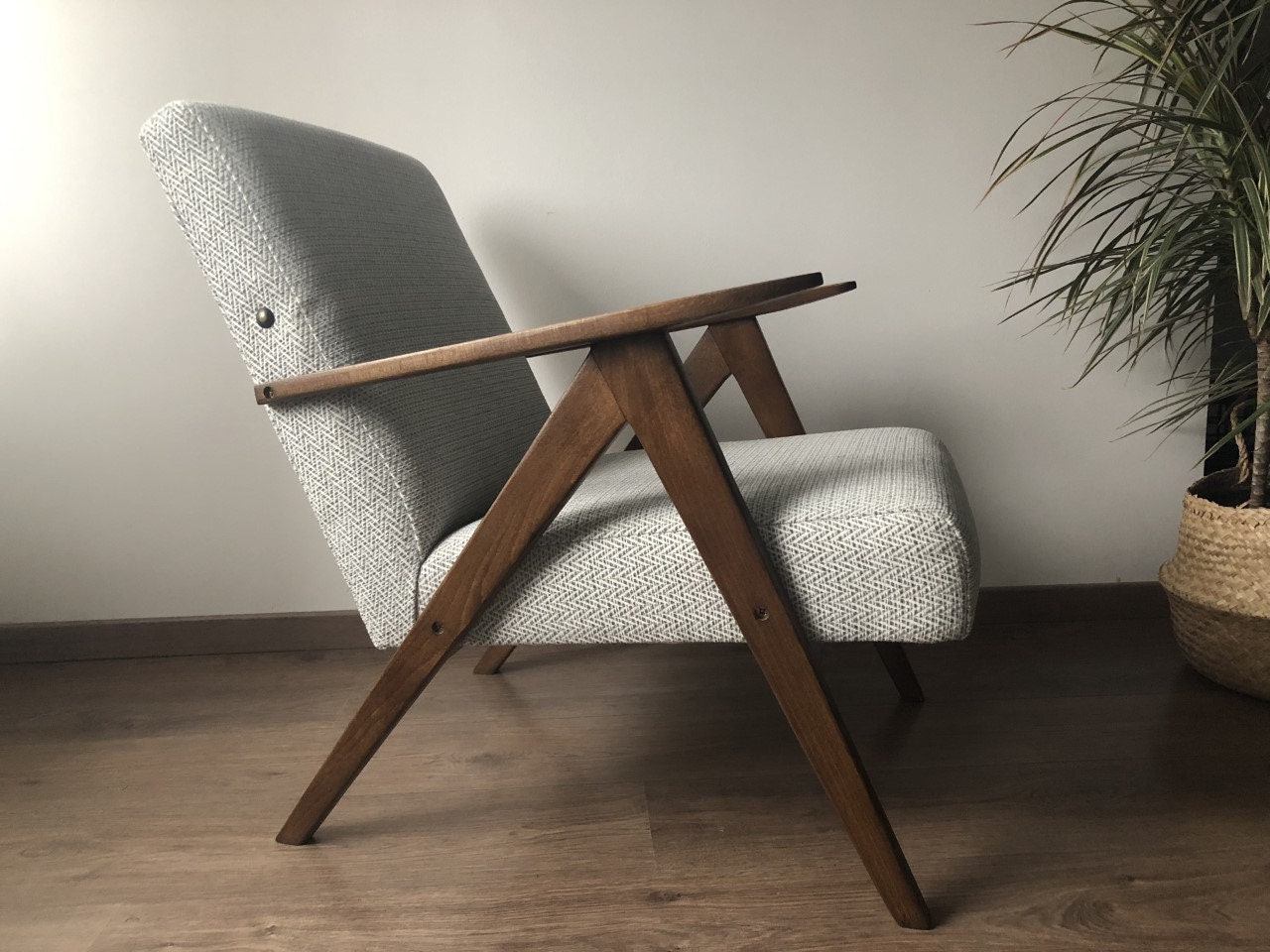 Mid Century Grey Herringbone Armchair B310 Var 1970s Etsy UK