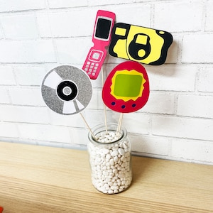 00&#39;s Party Centerpiece, 00&#39;s Birthday Centerpiece, Early 2000&#39;s Party Decor,2000&#39;s Birthday Decor, Custom Parties by PartyAtYourDoor on Etsy