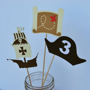 Pieza central de fiesta pirata, decoración de cumpleaños pirata, decoración de mesa de fiesta pirata, sombrero pirata, barco pirata, fiestas personalizadas por PartyAtYourDoor en Etsy