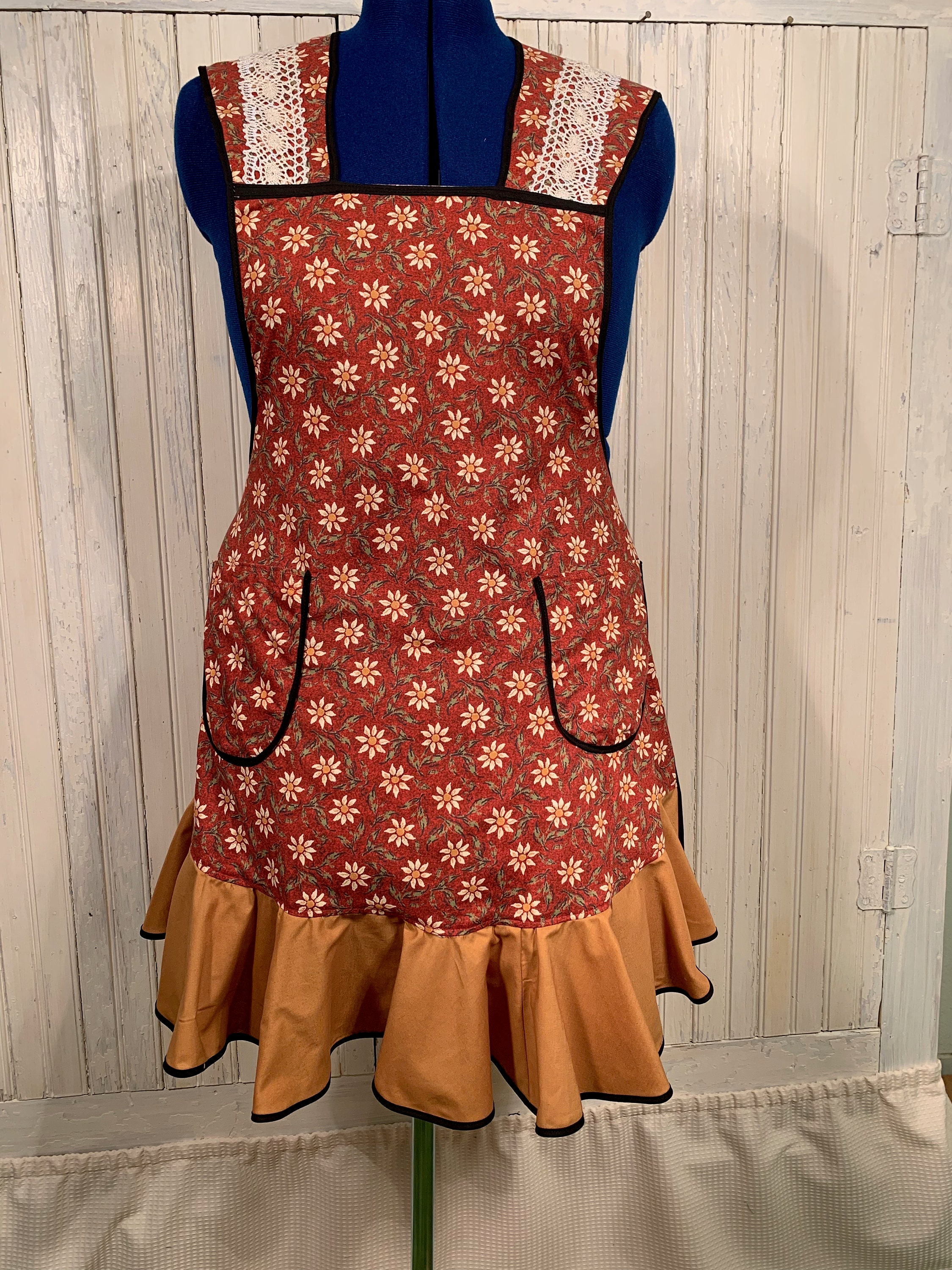 Vintage Style Kitchen Apron