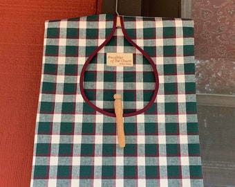 Vintage style green, red, white plaid clothespin bag w/ removable wooden hanger Handmade & functional  for laundry organization