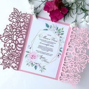 Invito a nozze con taglio laser floreale, modello di carta pieghevole cancello 5x7, invito Quinceanera, file di taglio SVG, Silhouette Cameo, Cricut