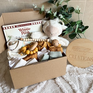 SMALL Baby Shower Hamper I Newborn Gift Hamper I New Baby Gift I Mum and Bub Hamper I Gender Neutral Gift Box