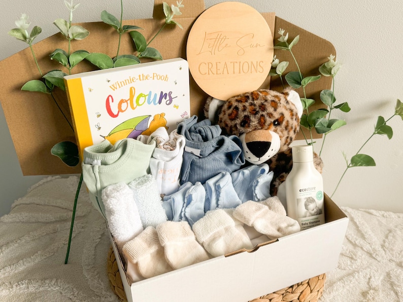 LARGE Baby Shower Hamper I Newborn Gift Hamper I New Baby Gift I Mum ...