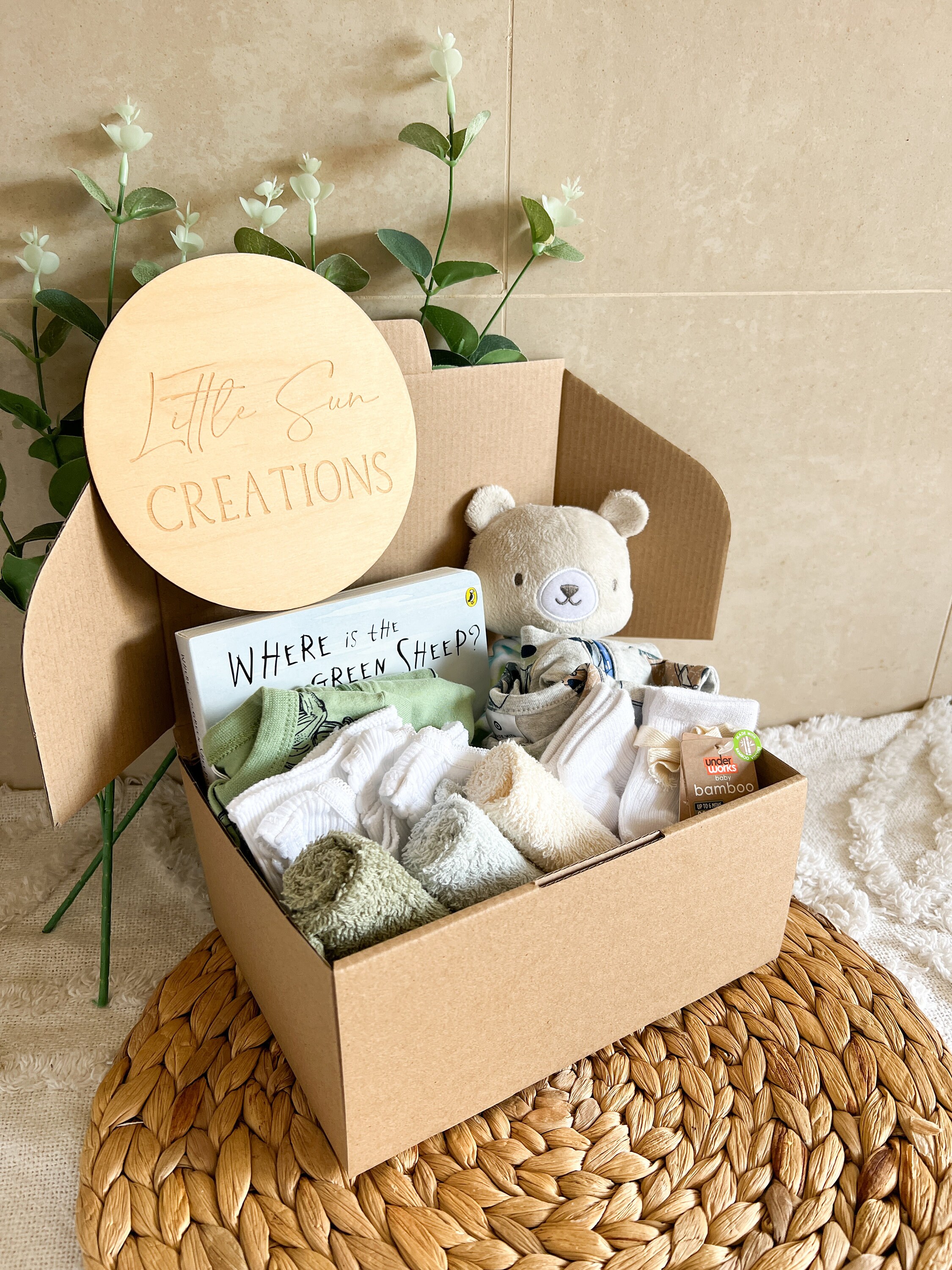 SMALL Baby Shower Hamper I Newborn Gift Hamper I New Baby Gift I Mum ...