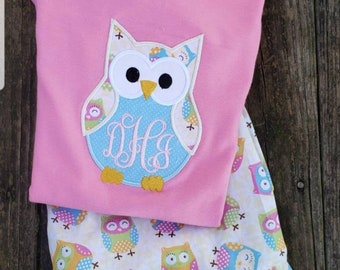 Girls Boutique clothing, Owl applique, Owl shirt, handmade outfit, girls clothing, baby girls clothing, girls shorts outfit