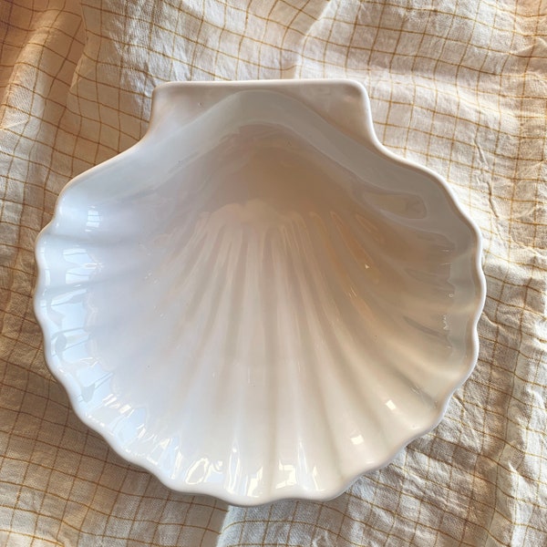 Grand plat vide poche coquillage blanc vintage Emile Henry céramique