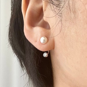 Pearl and Crystal Ear-jacket