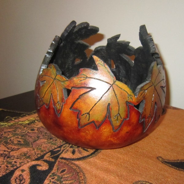 Carved gourd  Maple leaves, gift SOLD OUT