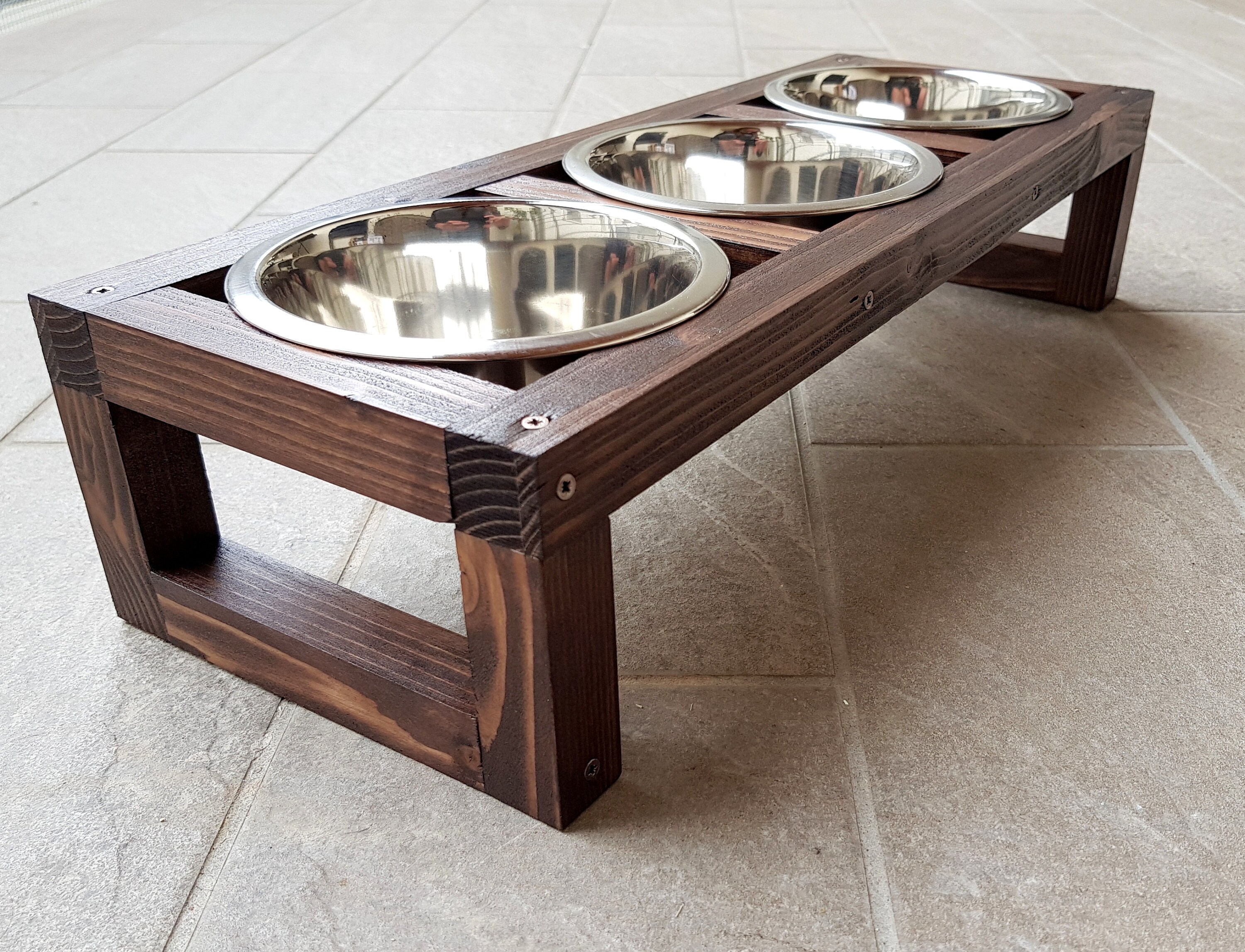 raised pet bowls feeding stations