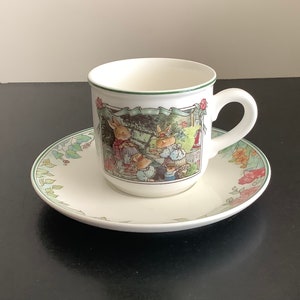 Villeroy and Boch Foxwood Tales by Brian Peterson very rare Cup and saucer   Picnic.Fall. 2 7/8  New and unused