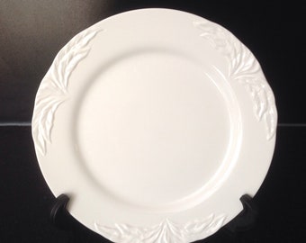 Villeroy and Boch Foglia very rare great dinner plate 10 3/8 Inches. Nieuw en ongebruikt