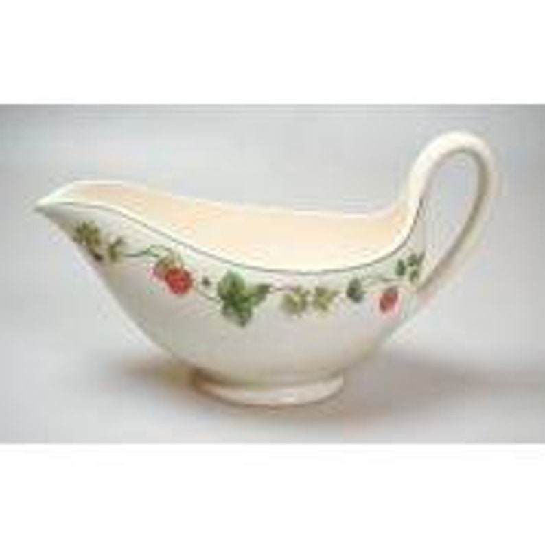 Wedgwood Queensware Raspberry Wedgwood Raspberry Queen's Ware Gravy Boot / Sauciere. New - Etsy
