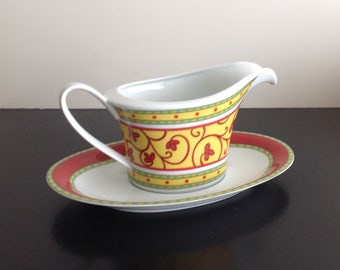 Rosenthal Studio-Linie very rare open gravy boat / sauciere  with underplate  Idillio Bokhara by Designers Guild Wunderlich. New and unused.