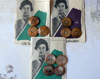 10 vintage brown mother-of-pearl buttons, 23 mm buttons