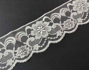 Wide cream lace trim, 9.5 cms wide, 1.85 metres