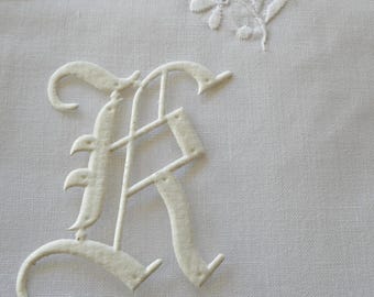 Vintage monogram initials, Tico Embroidery Forms, 2 5/8"