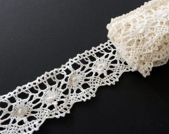 Vintage cream cotton lace trim, Torchon lace, 5 cm wide, 3.5 metres