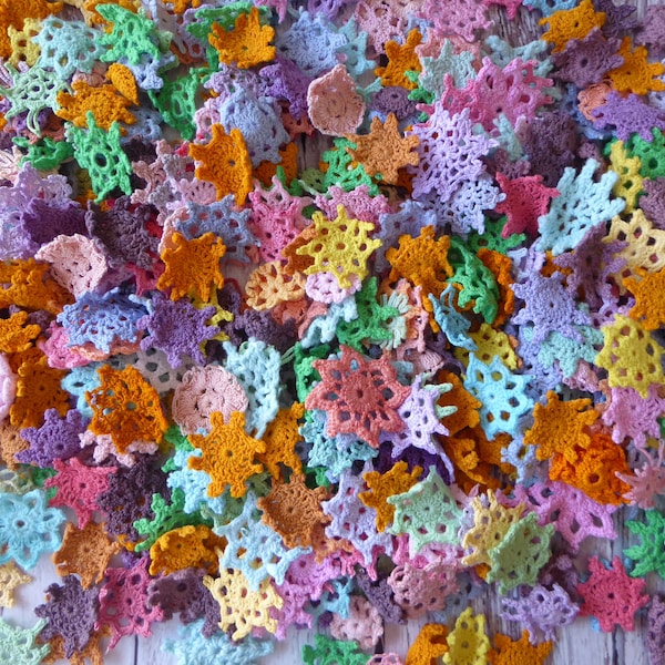 30 mini crochet medallions, hand dyed tiny vintage doilies