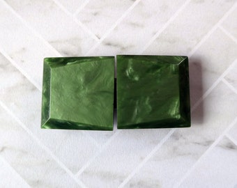 Vintage green clip buckle