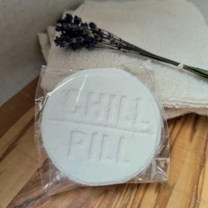 Lavender Bath Bomb | Oregon Locally Grown Small Batch Handcrafted Premium Grosso Lavender Bath Fizz, Bath Soak, Spa, Aromatherapy, Dye Free image 4