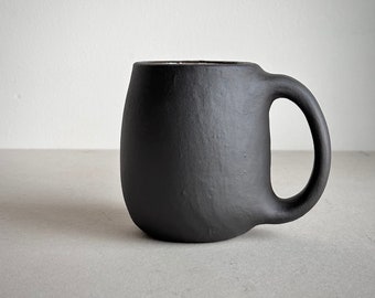 MADE TO ORDER Black Mug 16 oz, ceramic, pottery, handmade, coffeemug, coffee mug cup, handmademug, potterymug, blackmug sturdy big large mug