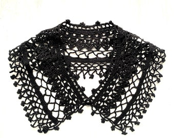 Crochet collar