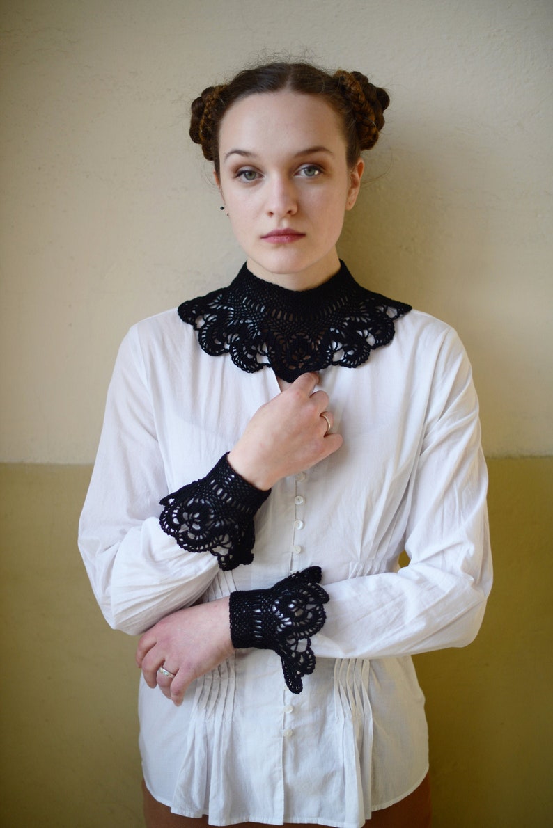 Crochet collars and cuffs Gift for women Detachable collar Hand made collar Crochet lace Black knitted collar Choker 