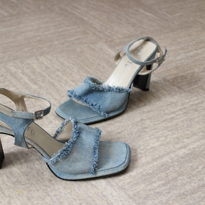 LIBERTO sandals in light blue jeans / Vintage 90's / Block heel and Platform / Size 38-38.5