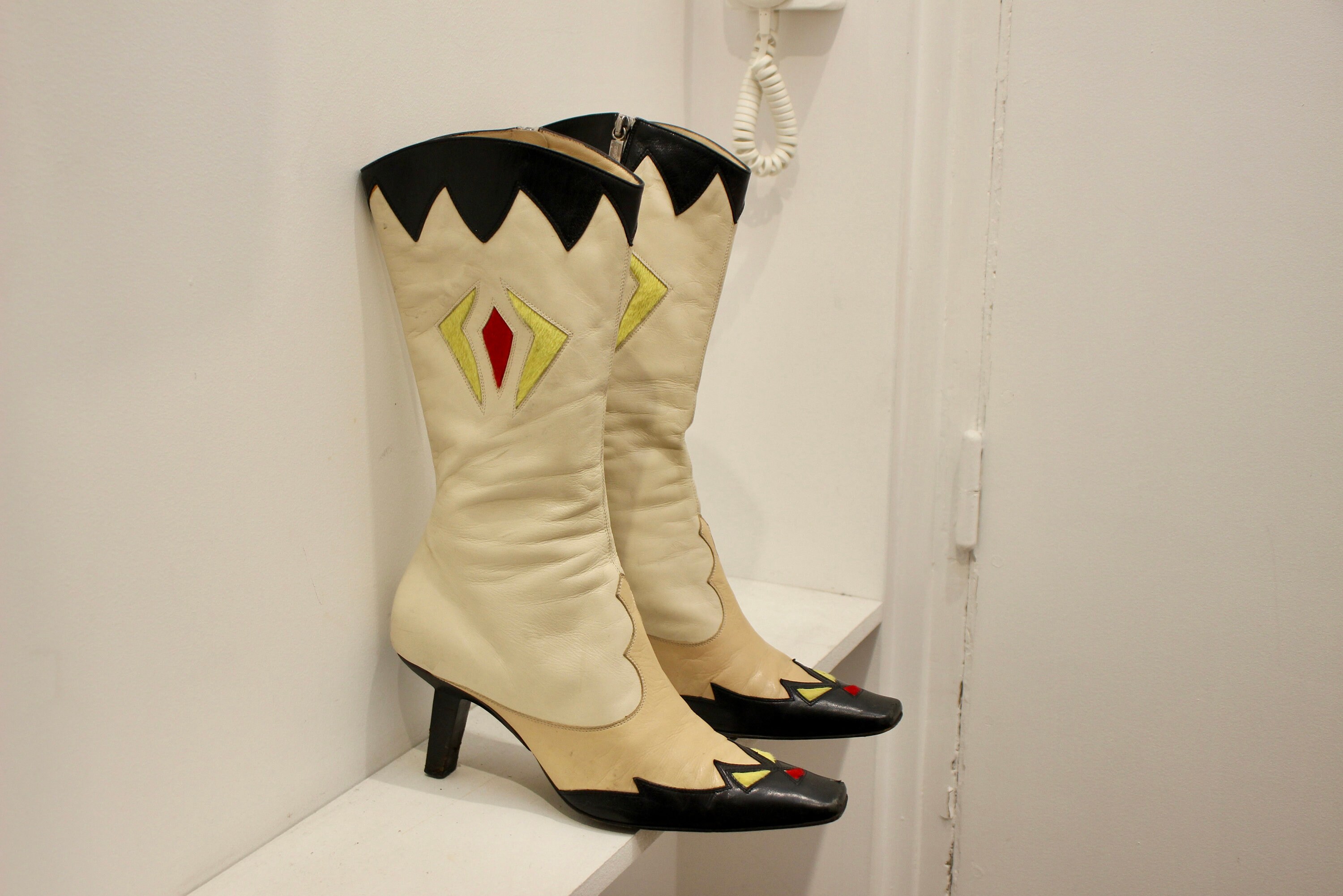 SERGIO ROSSI Cowboy Boots in Black Beige Leather / Size 37.5 SERGIO ROSSI Cowboy Boots in Black Beige Leather / Size 37.5