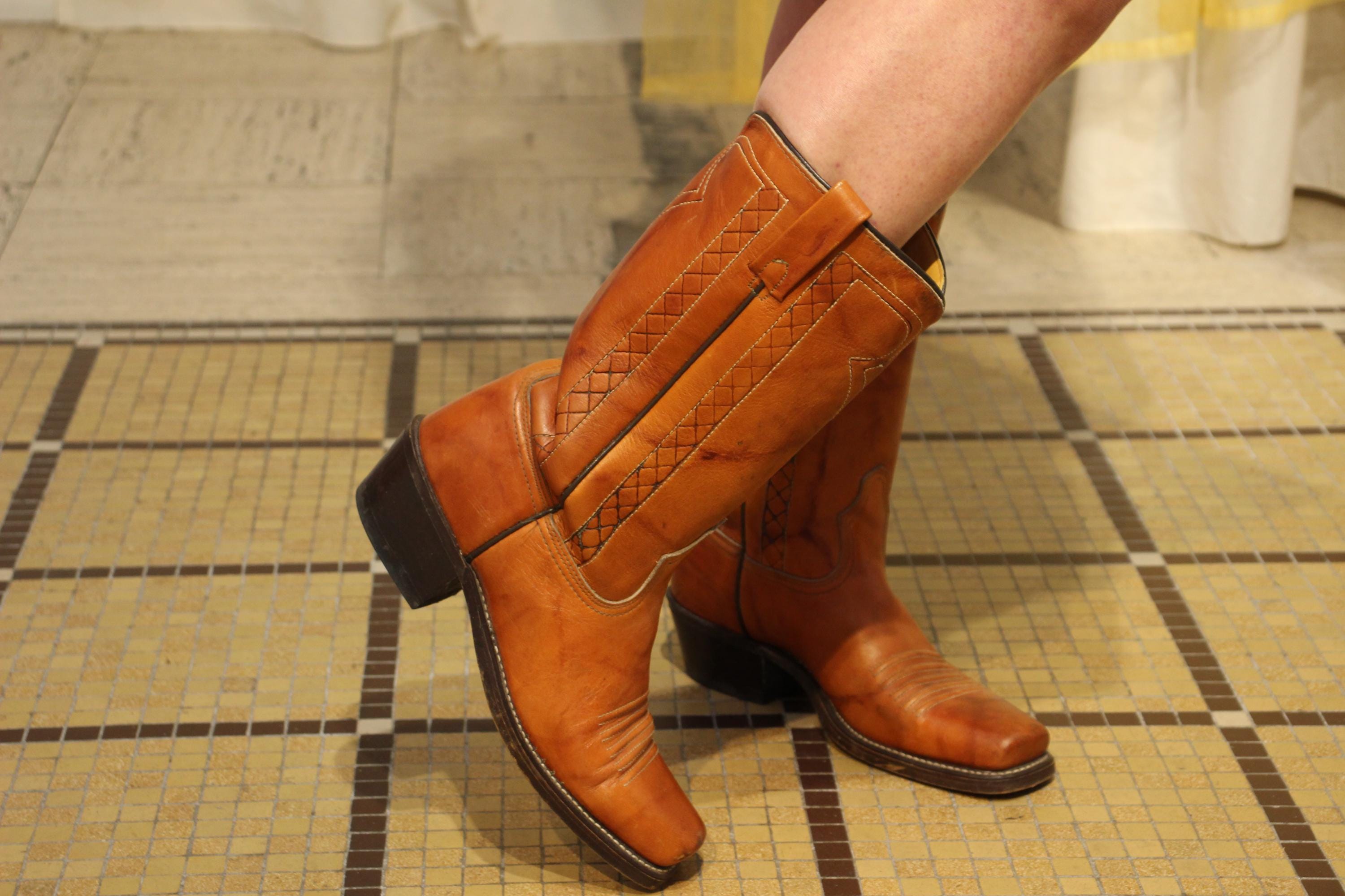 Vintage Square Toe Brown Acme - Etsy