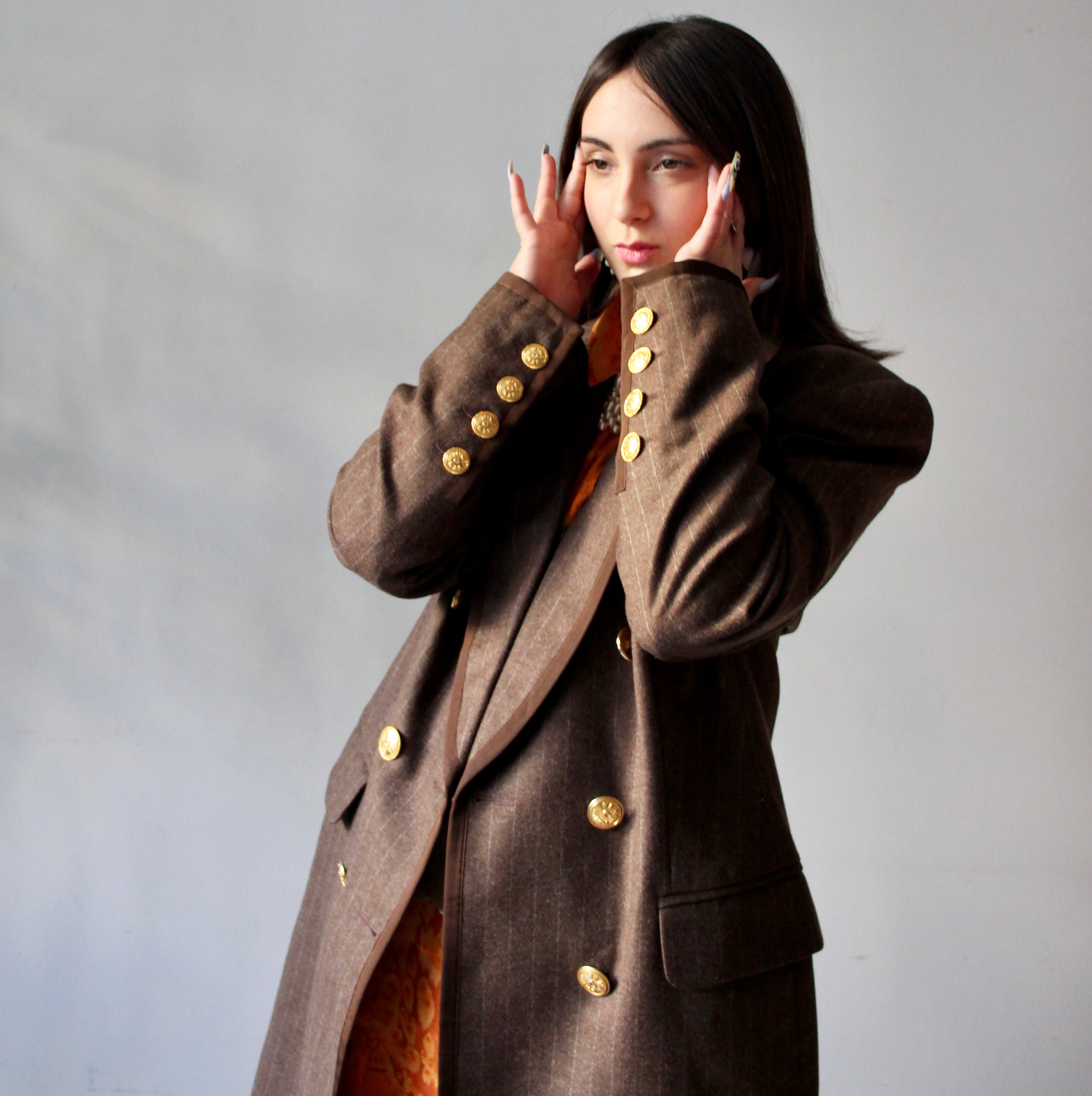 RENA LANGE ジャケット　コート RENA LANGE ホワイトストライプと金ボタンのブラウンコート