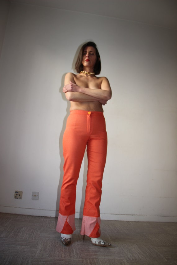 High-waisted trousers with stretch orange bell bo… - image 5
