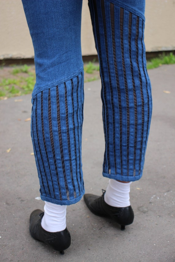 Ensemble pantalon et top en jeans bleu et filet n… - image 7