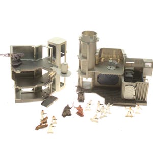 Death Star World 99% komplett mit Figuren Star Wars Micro Collection