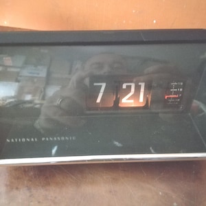 National Panasonic RD 7052FB flip clock rare Japan 1970s