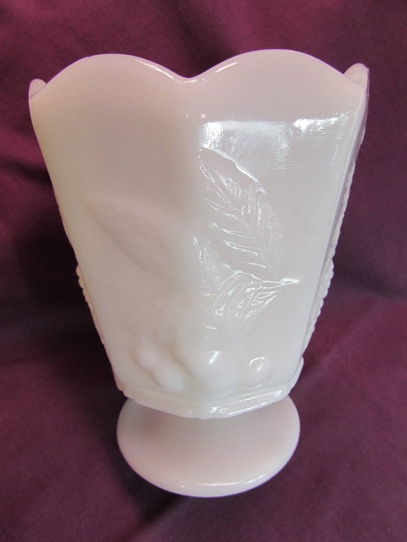 NAPCO 8-Sided White Milk Glass Planter with Grape and Cherry Design