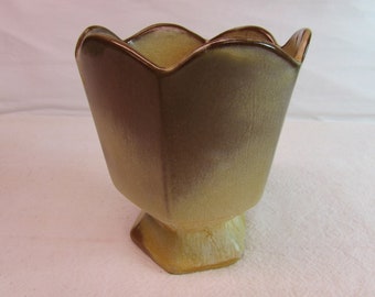 Frankoma Planter with Scalloped Edge