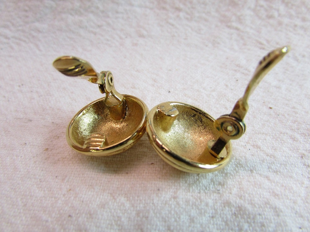 Monet Gold Tone Clip-on Earrings - Etsy