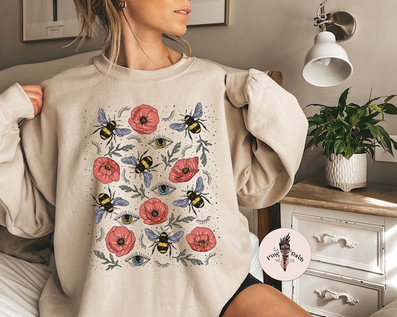 Queen Bee Pullover, Mystical Bee Pullover, bee pattern pullover, bee with evil eyes pullover, bee kind pullover, bee sweatshirt