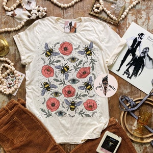 Bee&#39;s Knees Shirt, Bee floral eye pattern shirt, evil eye shirt, bee womens shirt, Queen boho shirt, Bee womens shirt, boho bee shirt