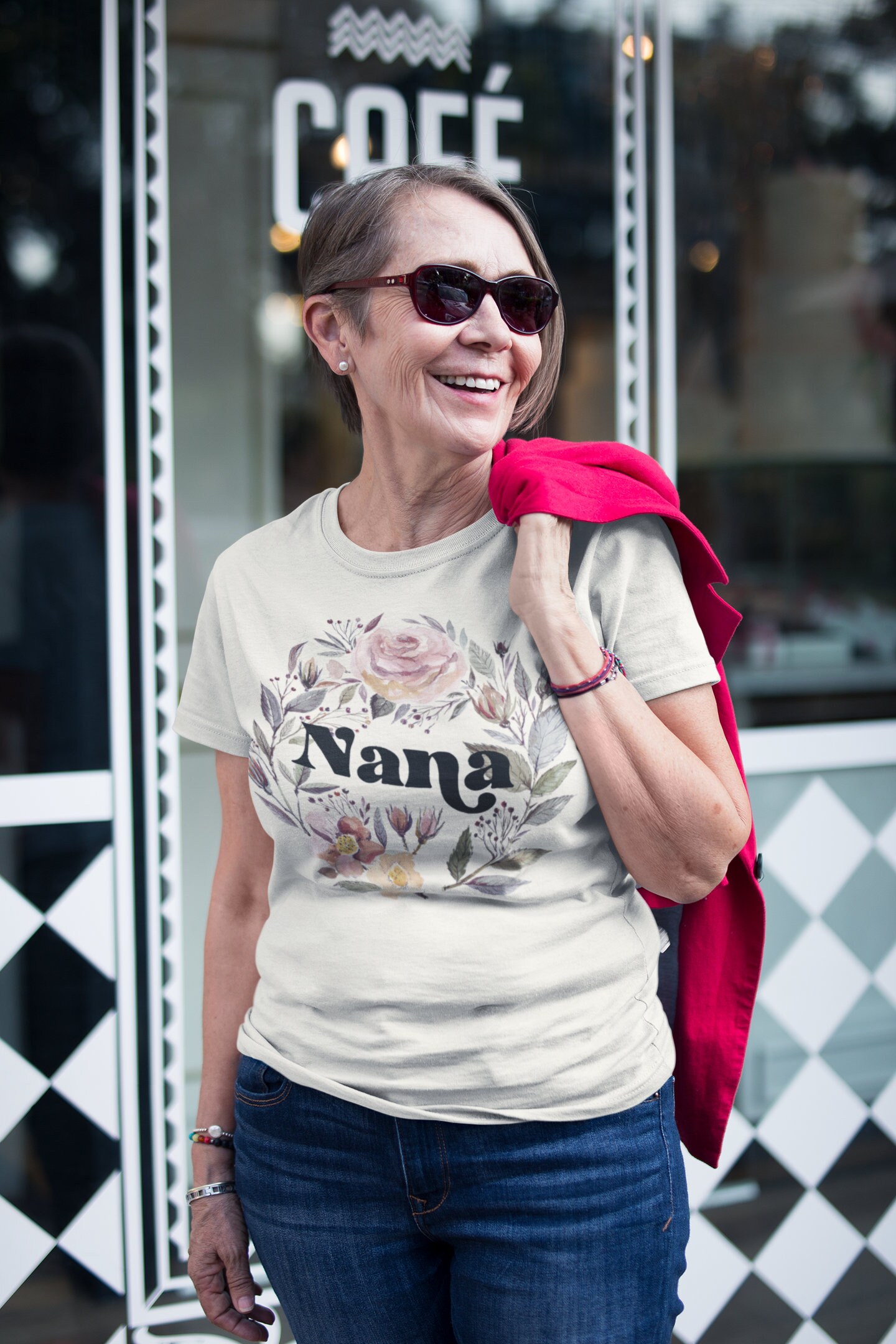 Boho Nana Shirt, Boho Floral Grandma Tee, Floral nana Shirt, nana nona yiayia grandma Shirt, Boho Flowers Mama Shirt, matching grandma
