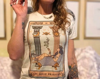 The High Priestess (full color) Tarot Card Shirt, Priestess Tarot Card Tee, High Priestess tarot, Tarot priestess, mystical moon shirt