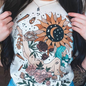 Sunflower crystal goddess tee, crystal witchy floral tee, witchy goddess shirt, witchy floral crystal lover shirt, witchy plant goddess tee