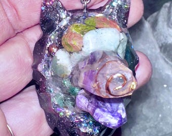 Wolf Orgone Pendant for Protection & Prosperity, Spirit Animal Crystal Orgonite Jewelry, Reiki Jewelry, Starseed Jewelry